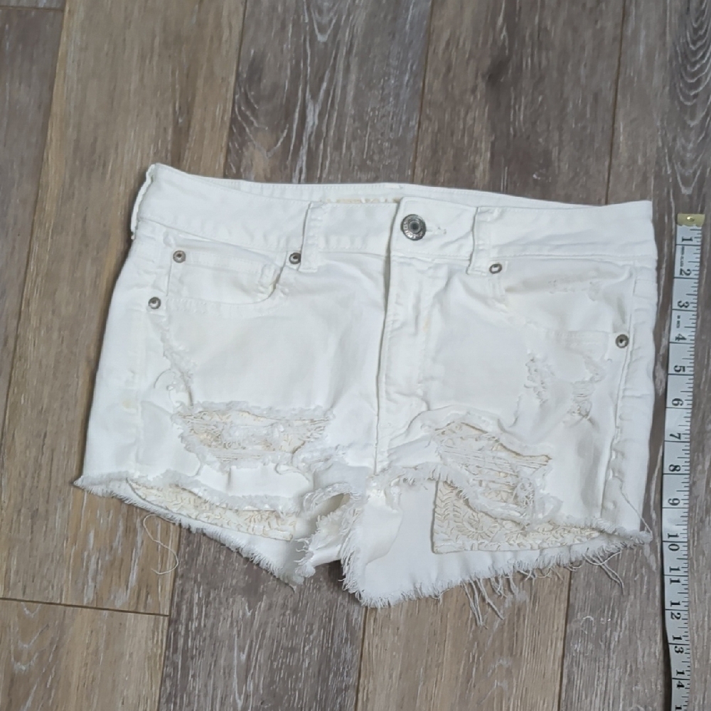American Eagle Outfitters White Distressed Jean Shorts - Picture 2 of 5